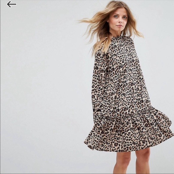 ASOS Dresses & Skirts - ASOS long sleeve dress size 6 runs BIG 8/10